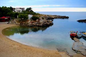 Ski Lodges, Mountain Refuges, Characteristic B&Bs and simply nice places to stay in Italy and the Italian Alps.